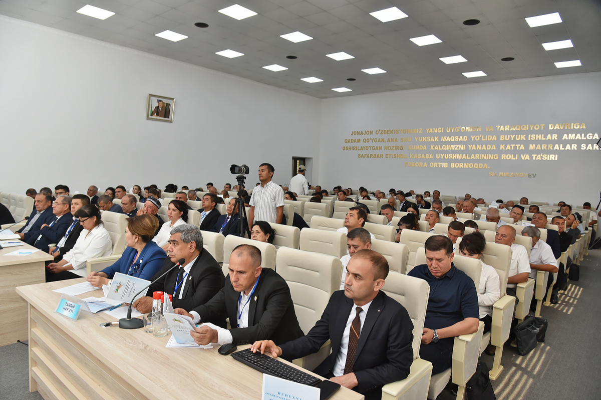 Раис янги режалар билан иш бошлайди