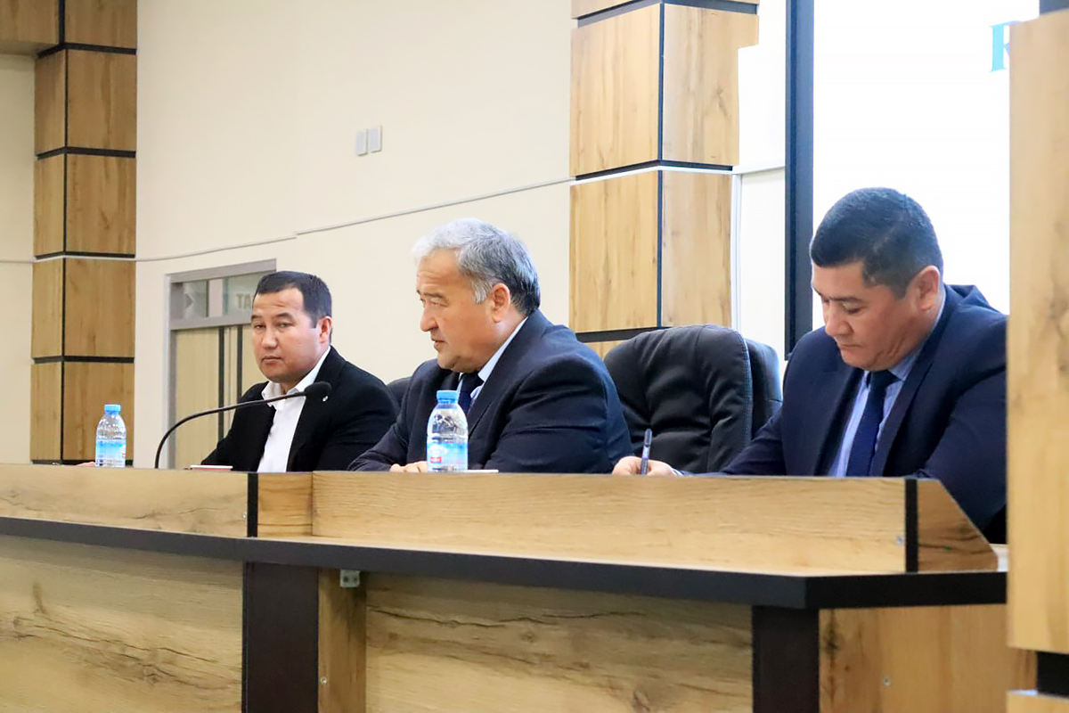 Касаба уюшмалари ёшлар билан