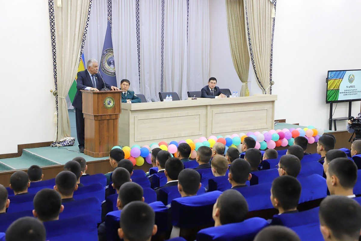 Темурбеклар мактаби ёшлари билан учрашув